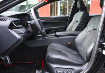 Новый Toyota Camry Sedan 2024 (28 фото)