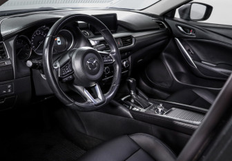 Подержанный автомобиль Mazda 6 Sedan 2017 года (14 фото)