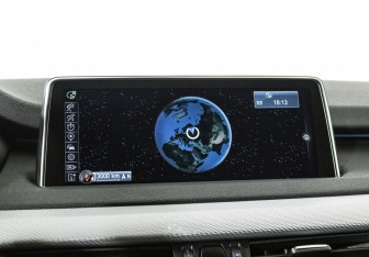 Подержанный автомобиль BMW X5 2016 года (18 фото)