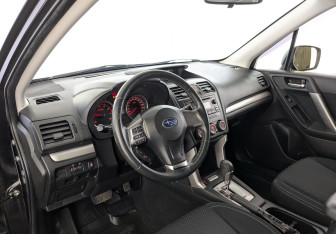 Подержанный автомобиль Subaru Forester Suv 2014 года (16 фото)