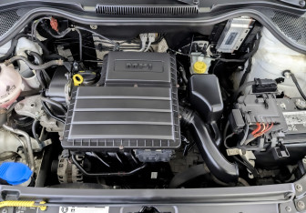 Подержанный автомобиль Volkswagen Polo Sedan 2019 года (9 фото)