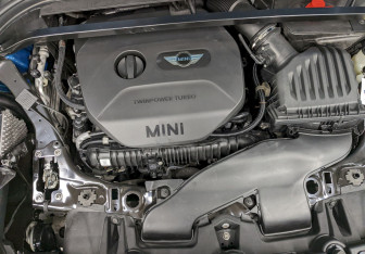 Подержанный автомобиль MINI Countryman 2017 года (9 фото)