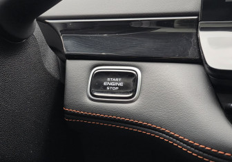 Подержанный автомобиль Changan UNI-K 2024 года (20 фото)