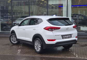 Подержанный автомобиль Hyundai Tucson 2017 года (6 фото)