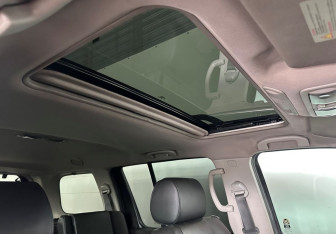 Подержанный автомобиль Nissan Pathfinder 2008 года (19 фото)