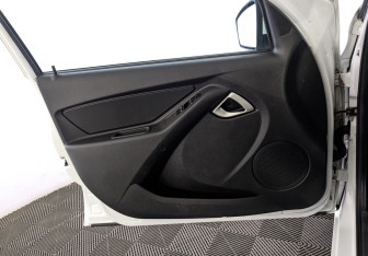 Подержанный автомобиль LADA (ВАЗ) Granta Sedan 2023 года (19 фото)