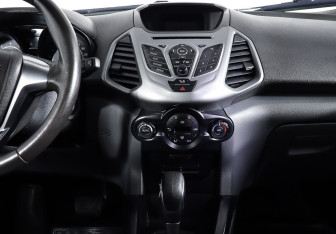 Подержанный автомобиль Ford EcoSport 2017 года (12 фото)