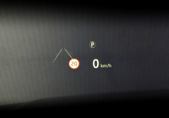 Подержанный автомобиль Land Rover Range Rover 2021 года (28 фото)