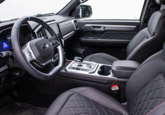 Подержанный автомобиль JAC T9 2024 года (8 фото)