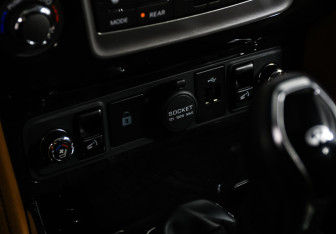 Подержанный автомобиль Infiniti QX80 2019 года (31 фото)