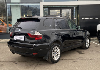 Подержанный автомобиль BMW X3 2008 года (5 фото)