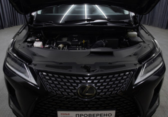 Подержанный автомобиль Lexus RX 2020 года (9 фото)
