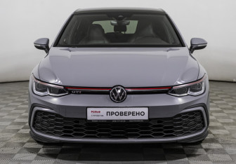 Подержанный автомобиль Volkswagen Golf GTI Hatchback 2021 года (2 фото)