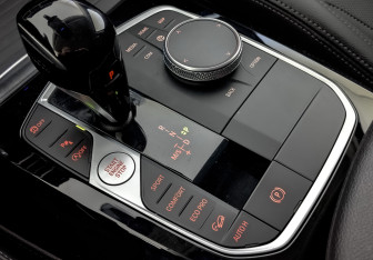 Подержанный автомобиль BMW X4 2021 года (28 фото)