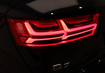 Подержанный автомобиль Audi Q7 2018 года (31 фото)