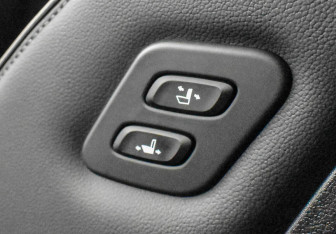 Подержанный автомобиль Hyundai Santa Fe 2021 года (17 фото)