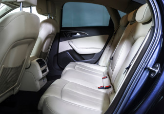 Подержанный автомобиль Audi A6 Sedan 2016 года (11 фото)