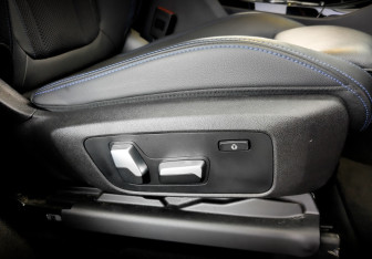 Подержанный автомобиль BMW X3 2021 года (25 фото)