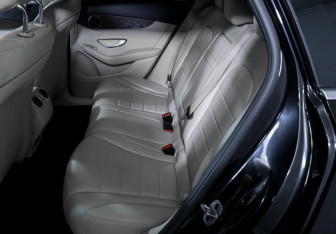 Подержанный автомобиль Mercedes-Benz GLC Coupe 2021 года (10 фото)