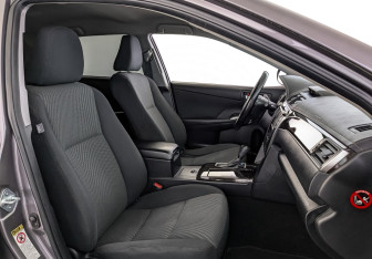 Подержанный автомобиль Toyota Camry Sedan 2016 года (24 фото)