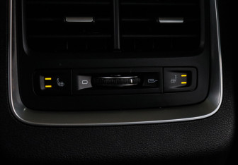 Подержанный автомобиль Belgee X70 2024 года (10 фото)