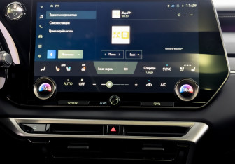 Подержанный автомобиль Lexus RX 2024 года (15 фото)