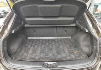 Подержанный автомобиль Nissan Qashqai 2014 года (13 фото)