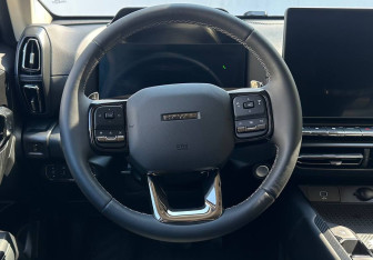 Подержанный автомобиль Haval H7 2025 года (12 фото)