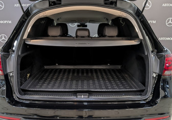 Подержанный автомобиль Mercedes-Benz GLC Coupe 2020 года (10 фото)