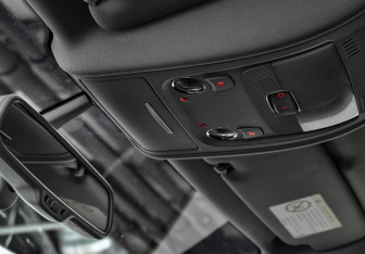 Подержанный автомобиль Audi A4 Sedan 2012 года (22 фото)