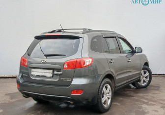Подержанный автомобиль Hyundai Santa Fe 2008 года (5 фото)