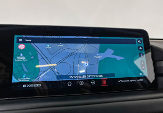 Подержанный автомобиль Exeed TXL 2022 года (18 фото)