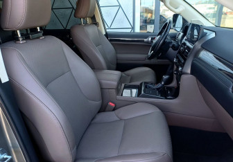 Подержанный автомобиль Lexus GX 2022 года (26 фото)