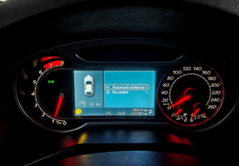 Подержанный автомобиль Ford Mondeo Sedan 2008 года (13 фото)