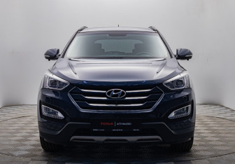 Подержанный автомобиль Hyundai Santa Fe 2015 года (8 фото)