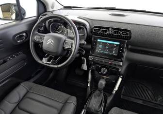 Подержанный автомобиль Citroen C3 Aircross 2021 года (29 фото)
