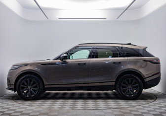 Подержанный автомобиль Land Rover Range Rover Velar 2018 года (2 фото)