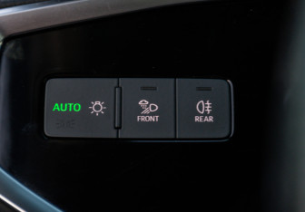 Подержанный автомобиль Audi Q3 Sportback 2020 года (17 фото)