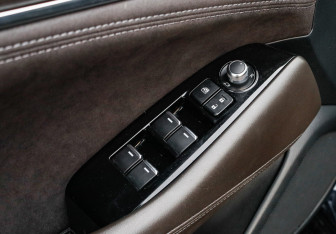 Подержанный автомобиль Mazda 6 Sedan 2022 года (18 фото)