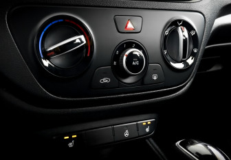 Подержанный автомобиль Hyundai Solaris Sedan 2021 года (25 фото)