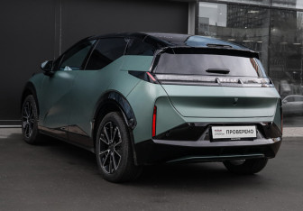 Подержанный автомобиль Zeekr X 2023 года (6 фото)