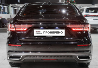 Подержанный автомобиль Omoda S5 2024 года (5 фото)