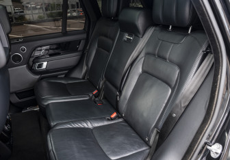 Подержанный автомобиль Land Rover Range Rover 2018 года (14 фото)