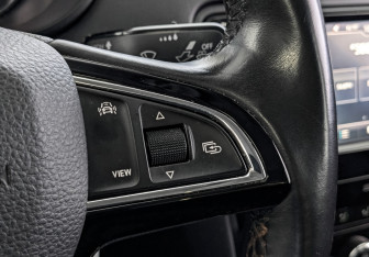 Подержанный автомобиль Skoda Octavia Liftback 2018 года (28 фото)