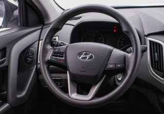 Подержанный автомобиль Hyundai Creta 2018 года (15 фото)