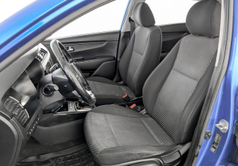 Подержанный автомобиль Kia Rio Hatchback 2019 года (20 фото)