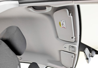 Подержанный автомобиль Peugeot 408 2016 года (21 фото)