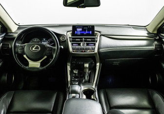 Подержанный автомобиль Lexus NX 2014 года (12 фото)