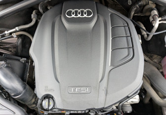 Подержанный автомобиль Audi Q5 2015 года (9 фото)