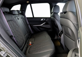 Новый BMW X5 2025 (12 фото)